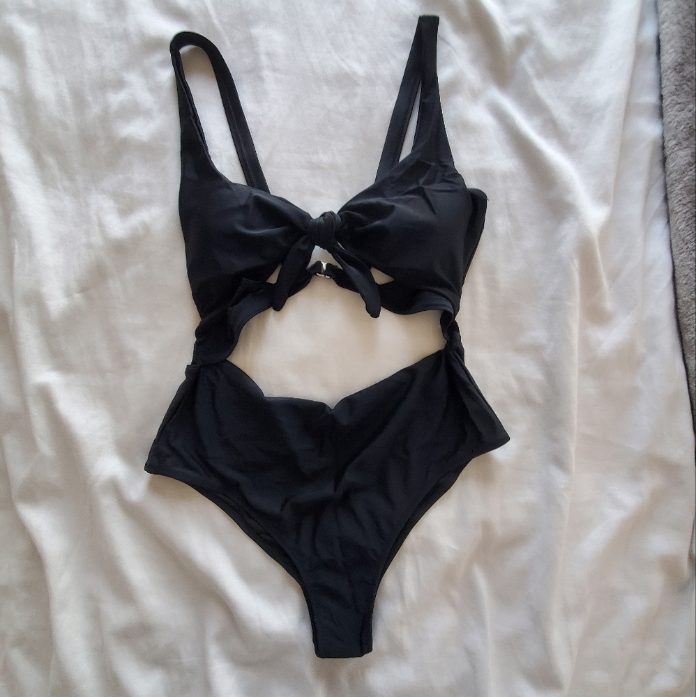 one piece swimsuit